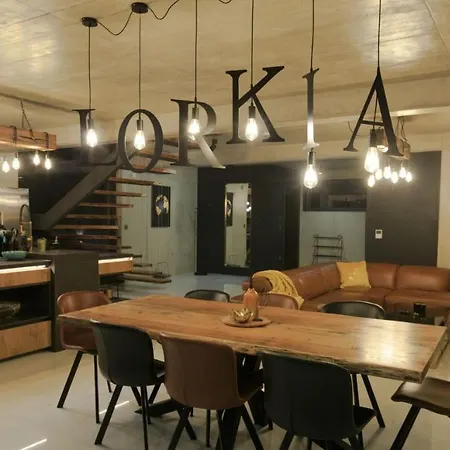 Luxury Lorkia Villa
