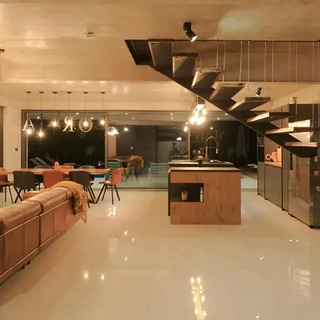 Villa Luxury Lorkia